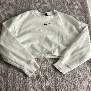 Nike cropped sweatshirt